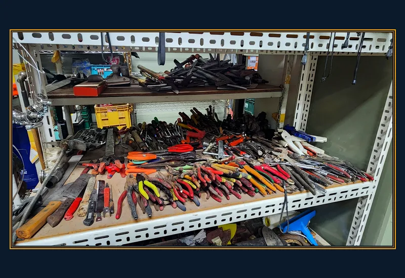 대전 서구 건물 해체 견적 - 준공 청소 및 고압 살수 에어건 분진 완벽 제거